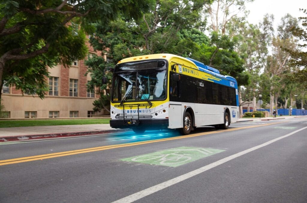 Round-the-clock EV charging for nonstop campus fleets 3